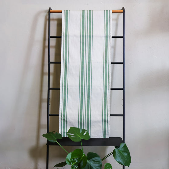 Farmhouse Table Runner | Green